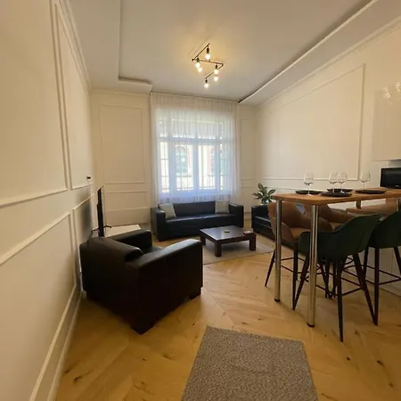 Casa Perla Danube Lägenhet *